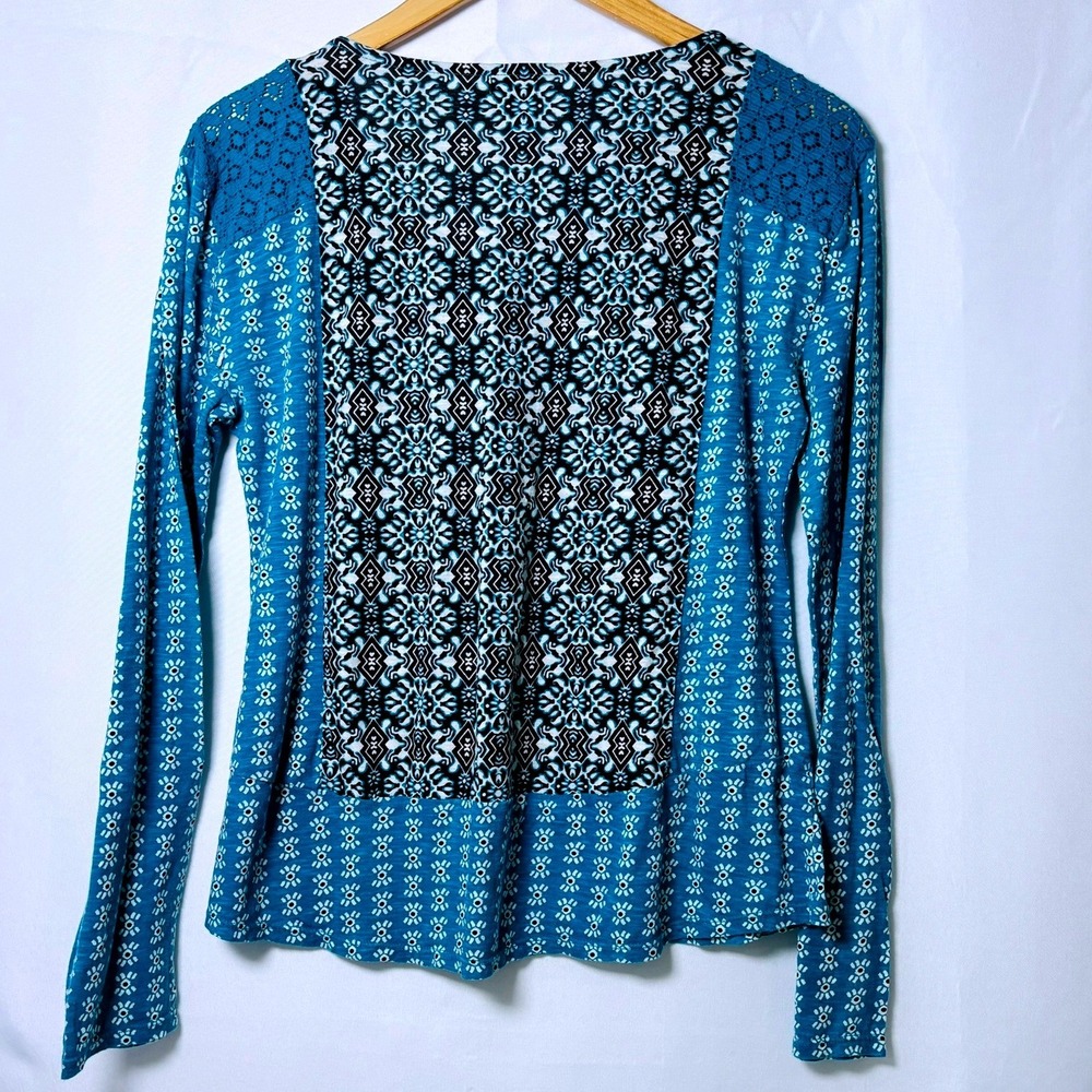 Chip & Pepper Mixed Print Top Women Size S Blue Lace Accent V-Neck Long Sleeve - Picture 3 of 5